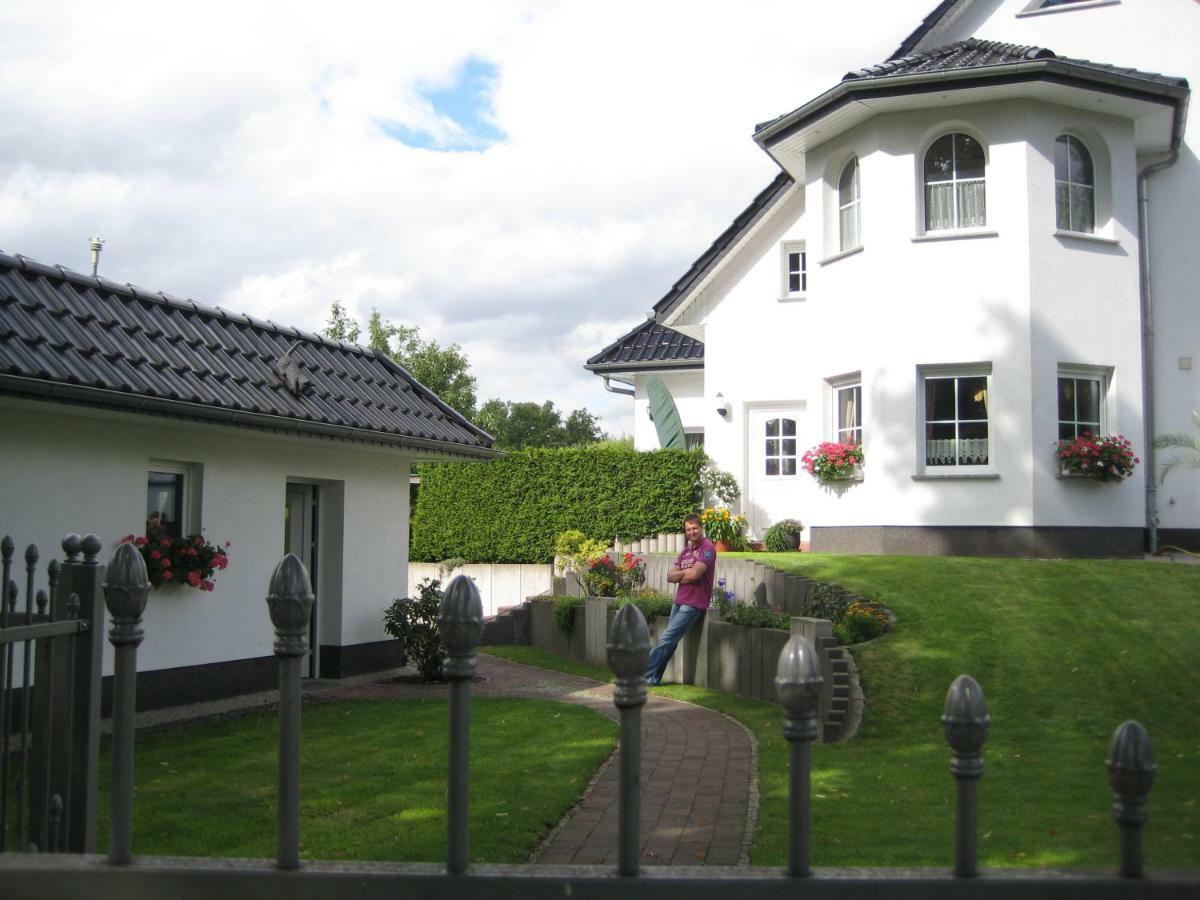 Fewo Buchheim, Hochwertig Und Gemuetlich, 5Min Zur S-Bahn Hoppegarten Exterior photo
